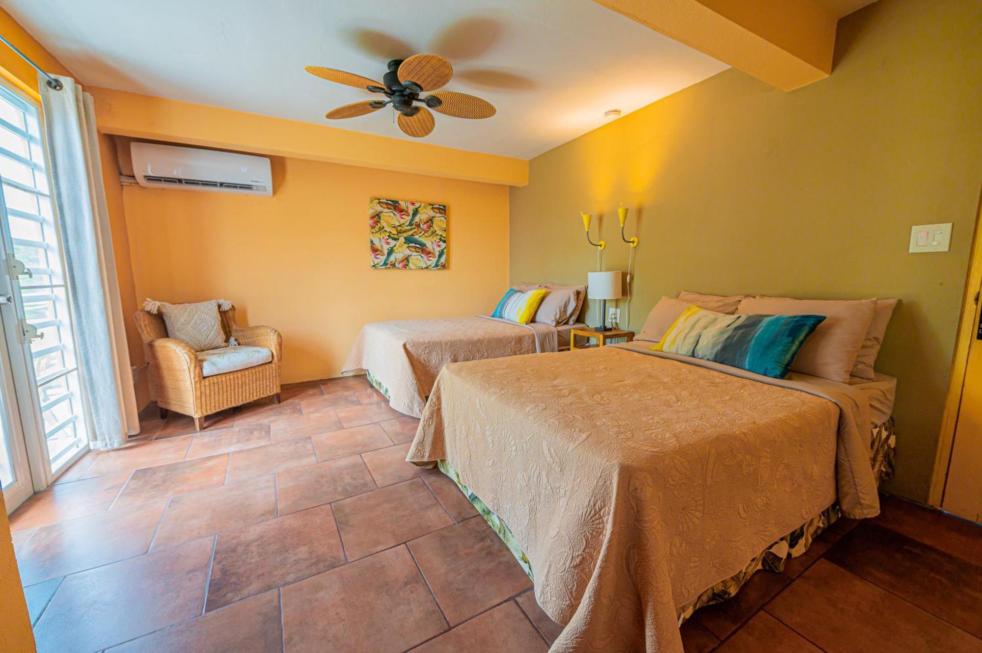 Casa De Amistad Guesthouse 别克斯 客房 照片